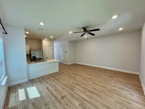 272 The Prado in Apalachicola, FL - Building Photo - Building Photo