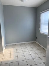 531-535-535 Sherman Ave in Waterloo, IA - Building Photo - Building Photo