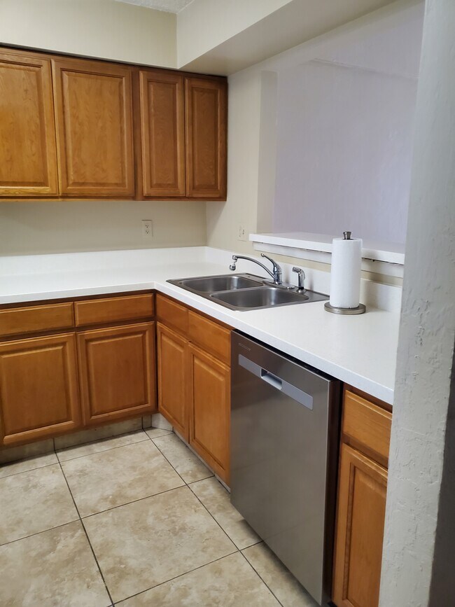 836 Stonybrook Cir in Port Orange, FL - Building Photo - Building Photo