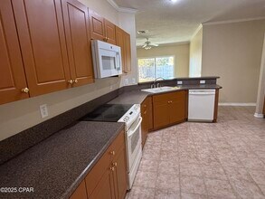 3421 Cherry Ridge Rd in Lynn Haven, FL - Building Photo - Building Photo