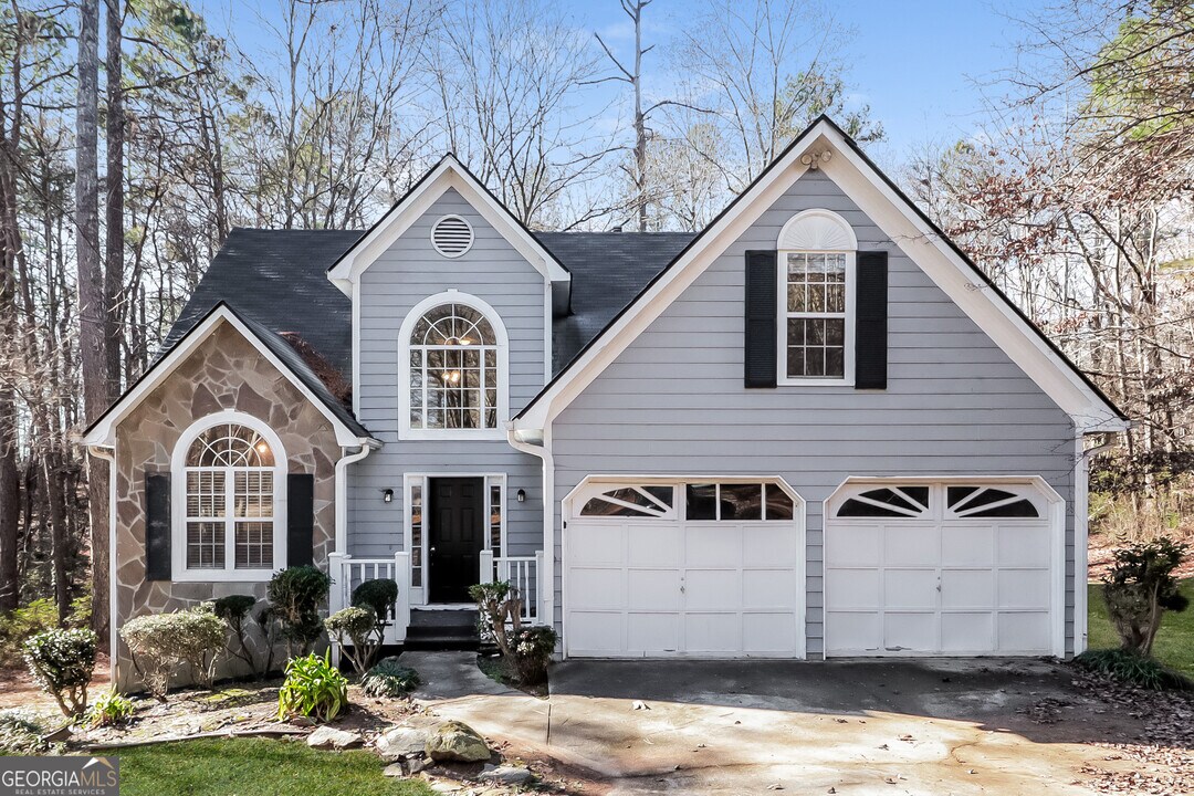 5247 Forest View Trail in Douglasville, GA - Building Photo