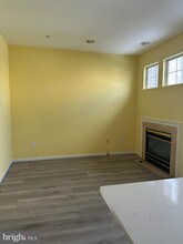 2117 Cambridge Park Ct in Silver Spring, MD - Building Photo - Building Photo