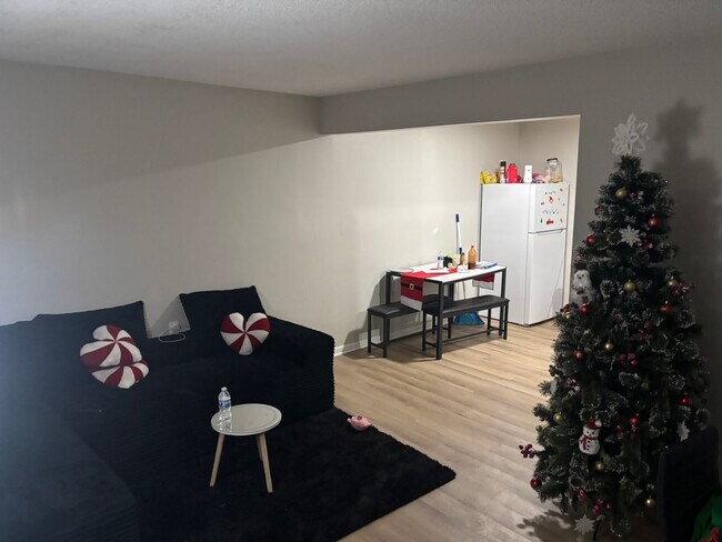 807 Washington Ave in Columbia, MO - Building Photo - Building Photo