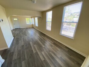870 Vine Hill Way in Martinez, CA - Building Photo - Building Photo