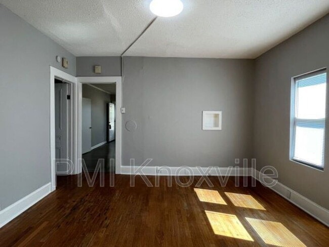 3089 Washington Pike in Knoxville, TN - Building Photo - Building Photo