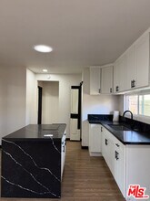 281 Stanton St in Pasadena, CA - Building Photo - Building Photo