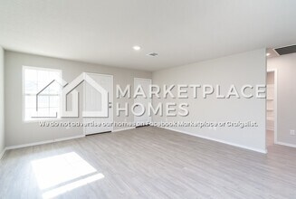 9708 Littleton Grist in San Antonio, TX - Building Photo - Building Photo