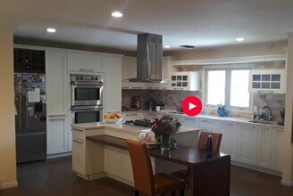 1608 Union Ave in Hewlett, NY - Building Photo - Building Photo