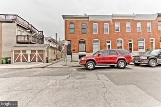 501 S Kenwood Ave in Baltimore, MD - Building Photo - Building Photo