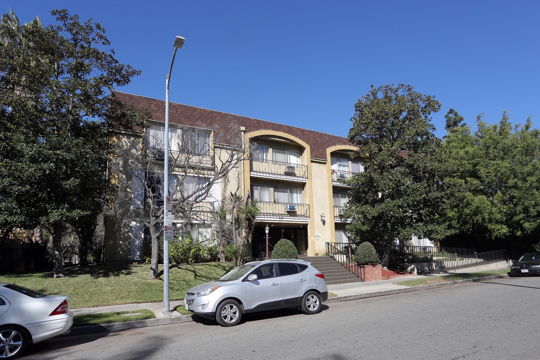 Fairfax Senior Apartments in Los Angeles, CA - Foto de edificio