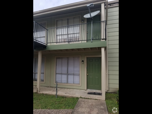 Pebble Walk Apartments in Houston, TX - Foto de edificio - Building Photo