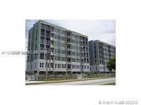 1789 NE Miami Gardens Dr in North Miami Beach, FL - Building Photo
