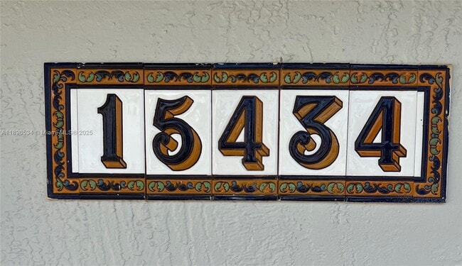 15434 SW 168th Terrace in Miami, FL - Building Photo - Building Photo