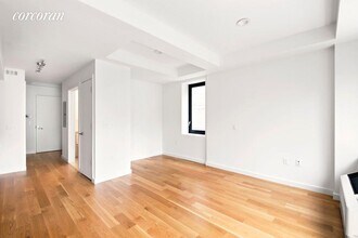 48 E 132nd St-Unit -: 2E in New York, NY - Foto de edificio - Building Photo