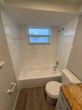 9130 Haverford Ln in Port Richey, FL - Building Photo - Building Photo