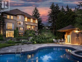 90 Humberview Dr in Vaughan, ON - Building Photo