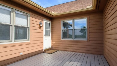 5736 Willis Rd in Ypsilanti, MI - Foto de edificio - Building Photo