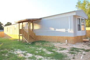 21615 Erika Ct in Porter, TX - Building Photo