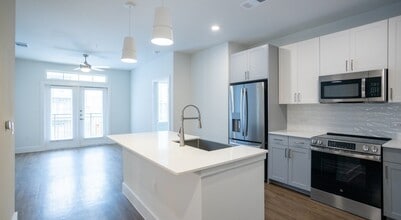 11111 Nexus Ave. in Stafford, TX - Building Photo - Building Photo