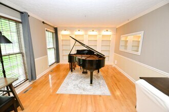 50660 Deer Ridge Ct in Granger, IN - Building Photo - Building Photo