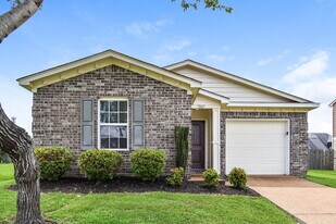 7807 Birdwood Dr in Memphis, TN - Building Photo