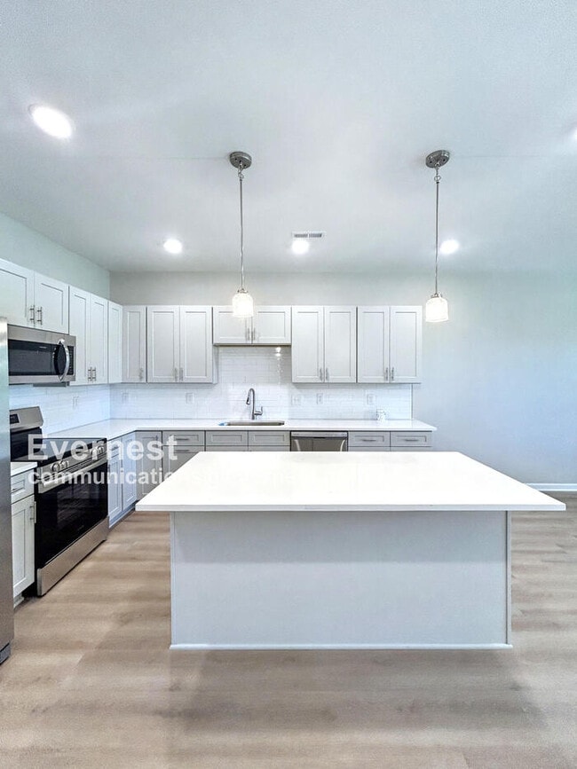 626 Austin Dr in Charlotte, NC - Building Photo - Building Photo
