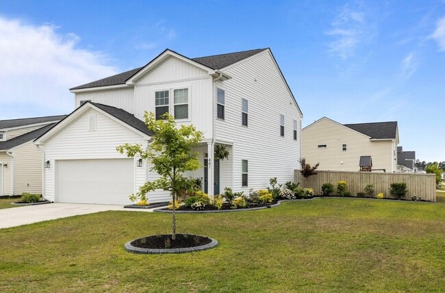 401 Carrara Dr in Summerville, SC - Building Photo - Building Photo