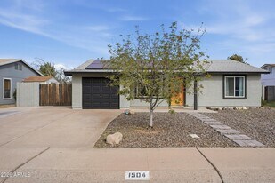 1504 W Marlboro Dr in Chandler, AZ - Building Photo
