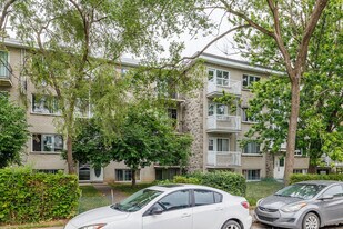 597 81E Av in Laval, QC - Building Photo