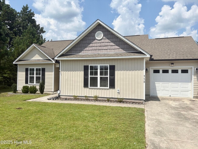 118 Blueberry Fields Rd in Maple Hill, NC - Building Photo - Building Photo