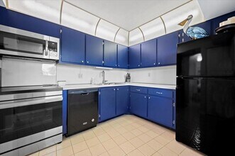 100 Ocean Trail Way, Unit 107 in Jupiter, FL - Building Photo - Building Photo