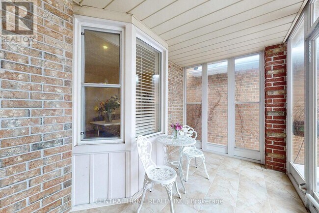 property at 23 Heatherton Way