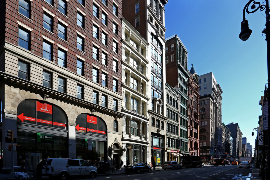 654 Broadway in New York, NY - Foto de edificio