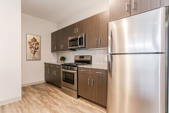 35 Rosebrook Pl in Wareham, MA - Building Photo - Building Photo