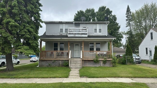 property at 16250 Chesterfield Ave