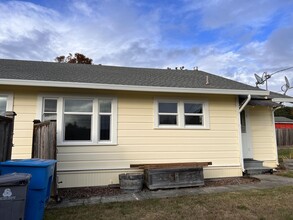 3239 K St in Eureka, CA - Building Photo - Building Photo