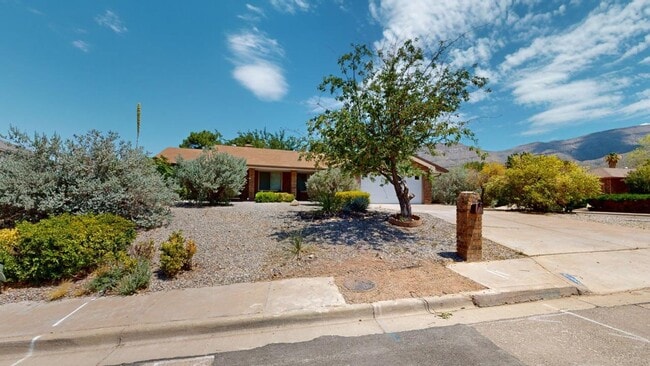 3033 El Dorado in Alamogordo, NM - Foto de edificio - Building Photo