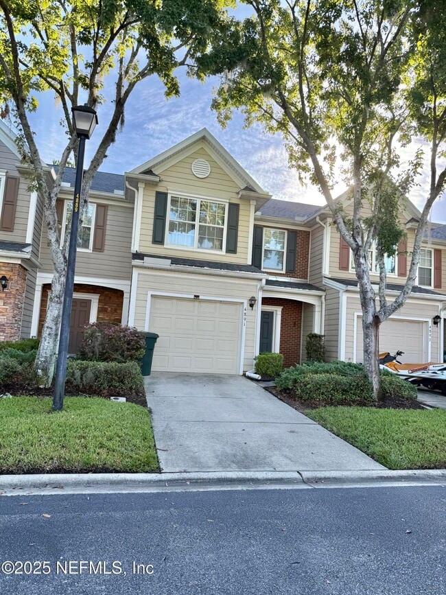 property at 4891 Castlegate Ct
