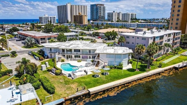 property at 999 N Riverside Dr