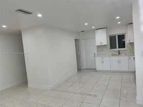 732 SW 6th St in Dania Beach, FL - Building Photo - Building Photo
