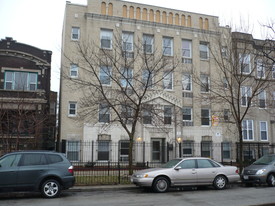 1850-1854 N Humboldt Blvd Apartamentos