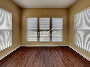 539 Rockbridge Dr in Kernersville, NC - Foto de edificio - Building Photo