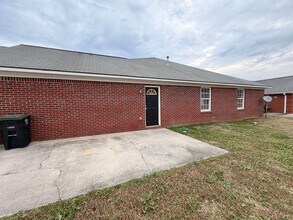 110-112 Lyons Dr NW in Rome, GA - Building Photo - Building Photo