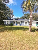 19173 St Benedict Dr in Dunnellon, FL - Building Photo