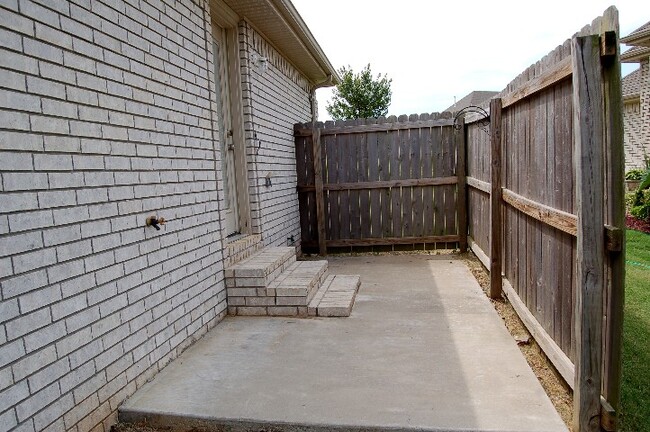 property at 6188 W Milliken Bnd