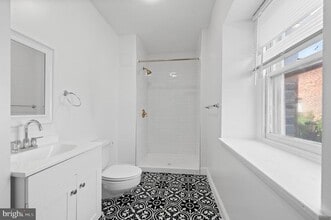 840 W Lancaster Ave in Bryn Mawr, PA - Building Photo - Building Photo