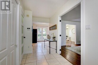 5 Pennywood Rd in Brampton, ON - Building Photo - Building Photo