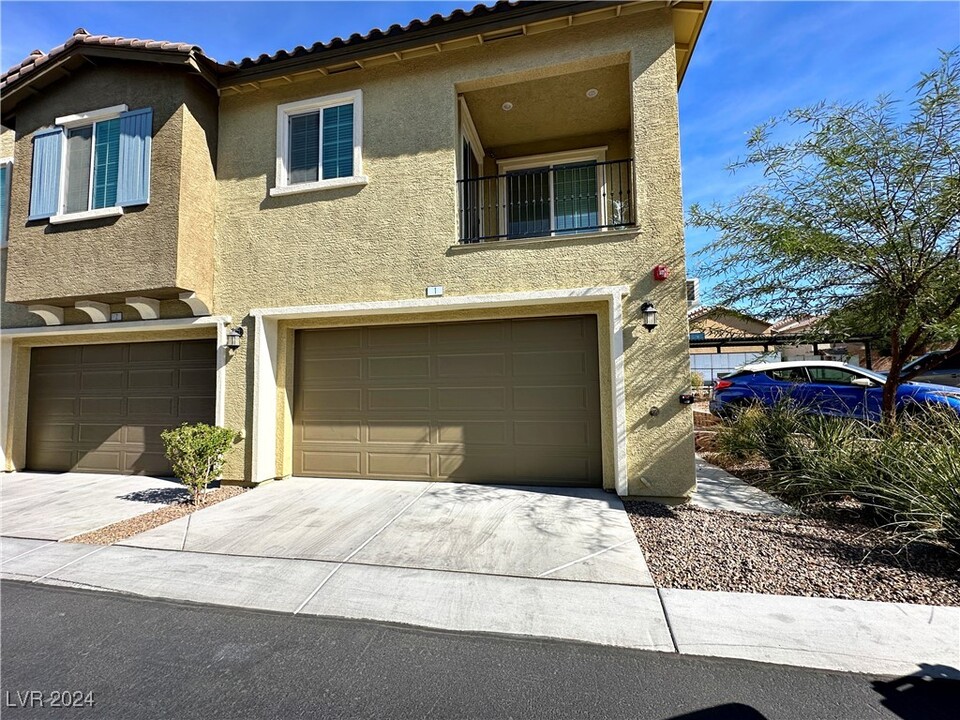 20 Barbara Ln in Las Vegas, NV - Building Photo