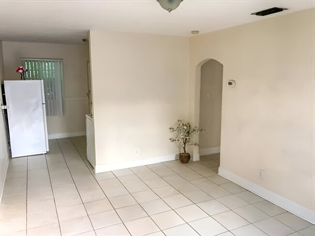 212 E Drury Ave in Kissimmee, FL - Building Photo - Building Photo