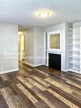 593 Pleasant Hill Dr in La Vergne, TN - Building Photo - Building Photo